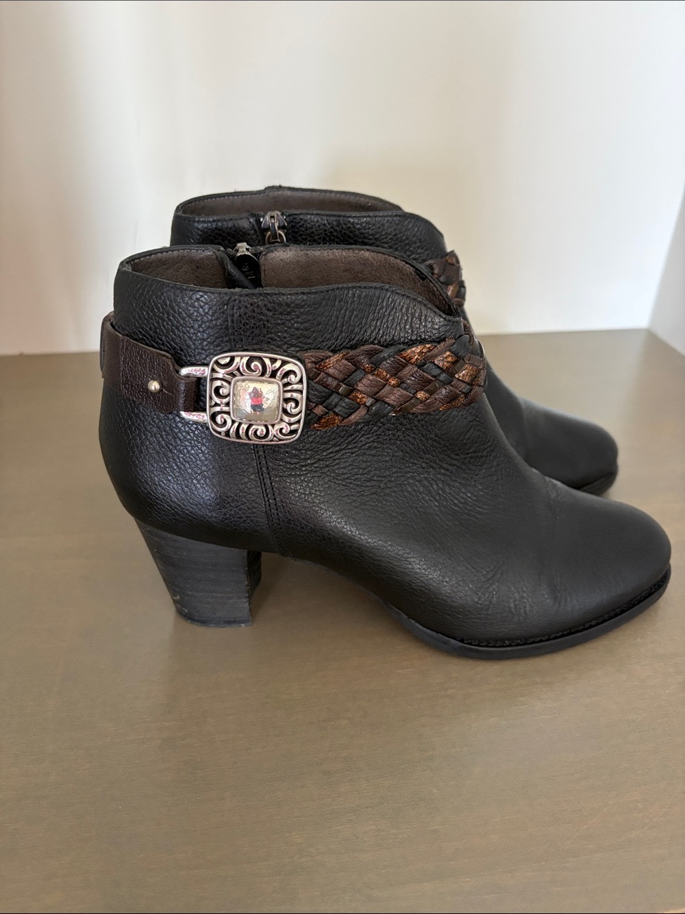 Brighton women’s Black Booties with Brown Woven Strap Silver Buckle size 7M